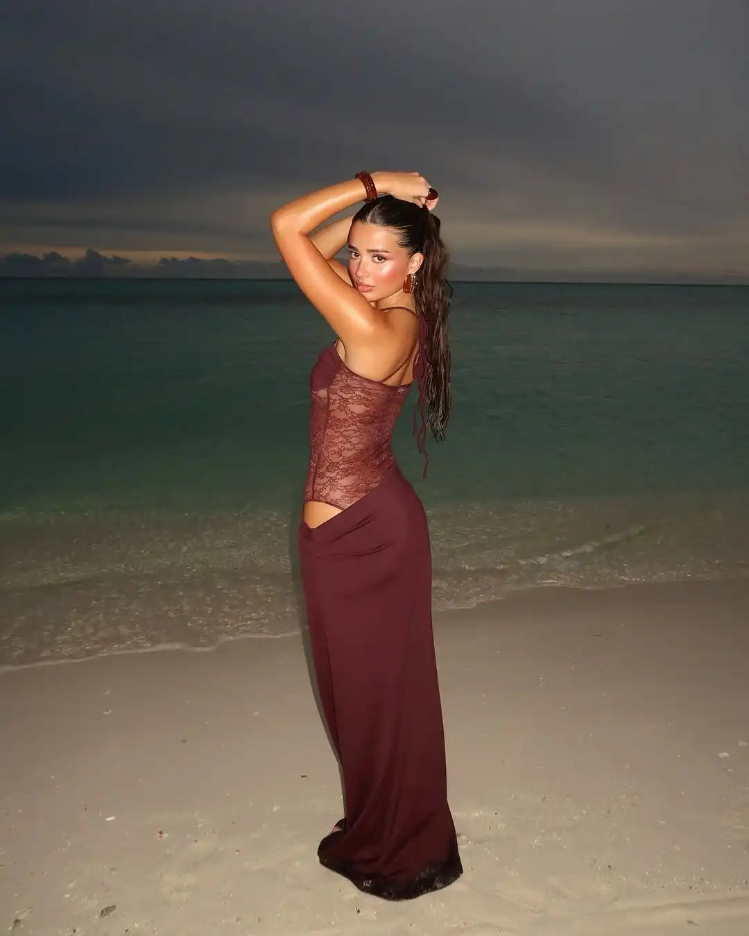 CARLEA Robe Longue en Dentelle Unie